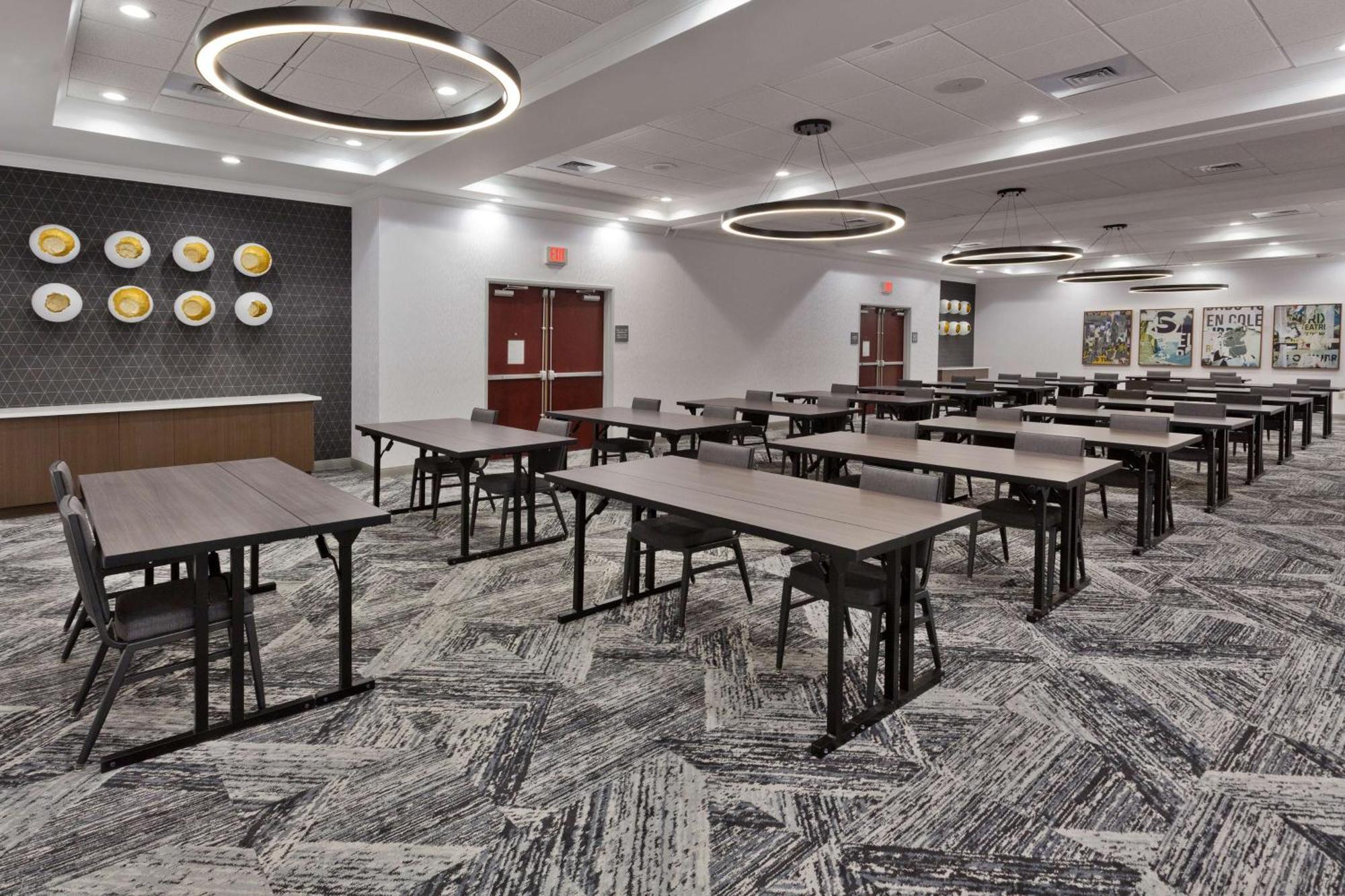 Doubletree By Hilton Dothan, Al Kültér fotó